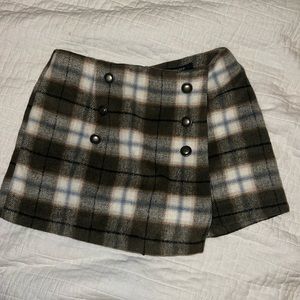 Forever 21 Plaid Skort size small